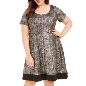 Signature by Robbie Bee Silver Metallic Foil Dress